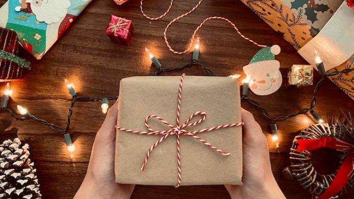 Kado Untuk Guru.| Unsplash.com