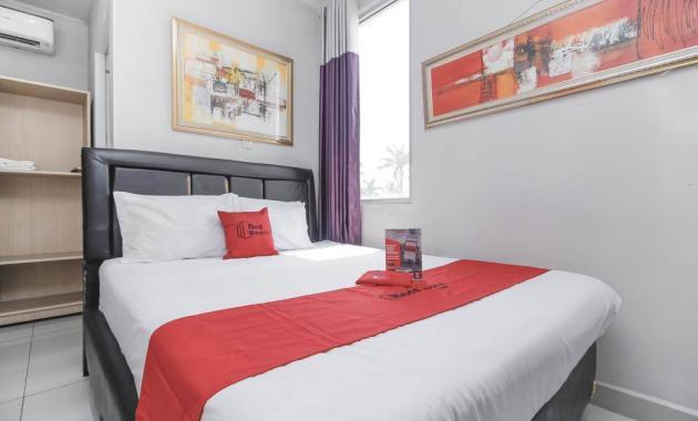 RedDoorz Plus Cikarang hotel murah di bekasi
