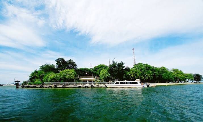 Paket Wisata Pulau Bidadari Murah