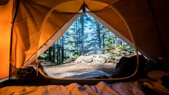 Usaha Sewa Perlengkapan Camping.| Unsplash.com