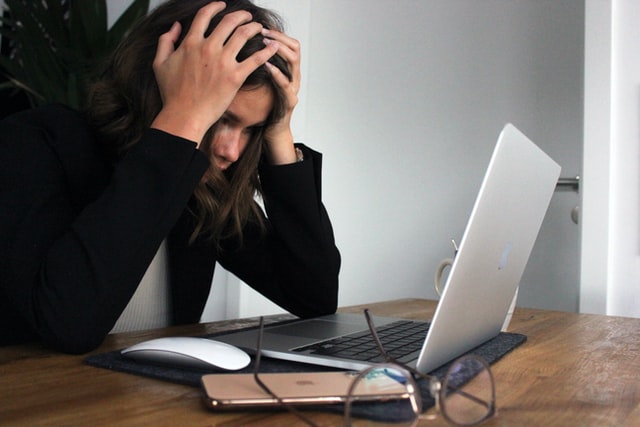 Stres memicu maag.|Unsplash.com