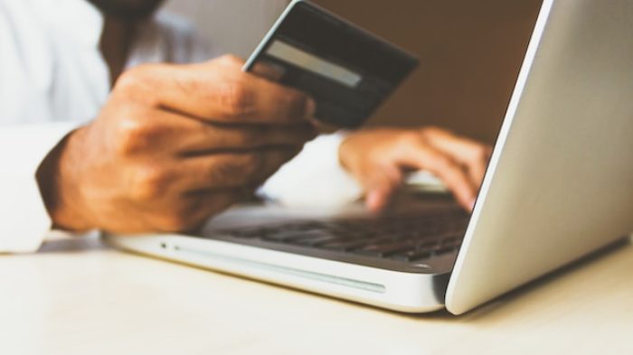Tokopedia.| Unsplash.com