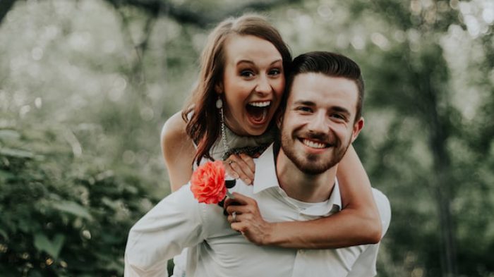 tanda pasanganmu sedang berselingkuh.| Unsplash.com