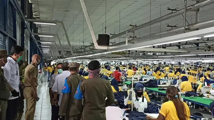 Gaji Karyawan Pabrik di Jakarta Barat Terbaru