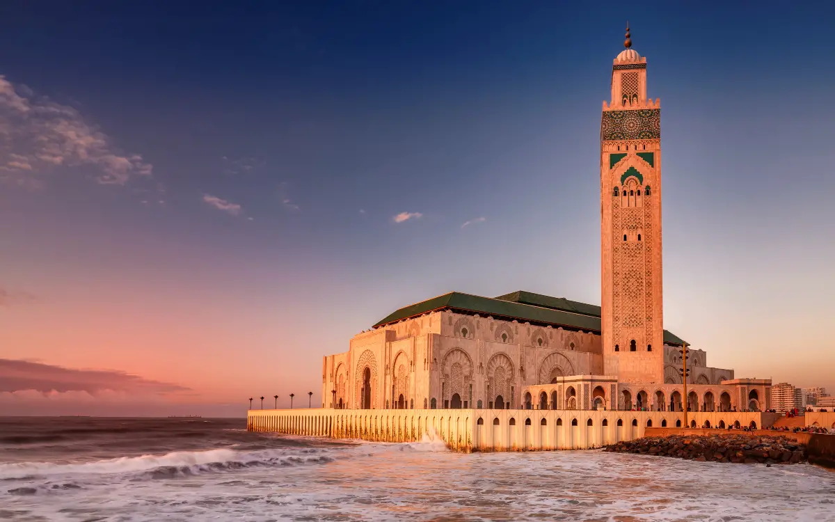 Hassan II Grand Mosque, salah satu masjid indah di dunia