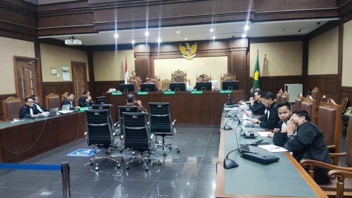 gaji PT Cahaya Kalbar Tbk